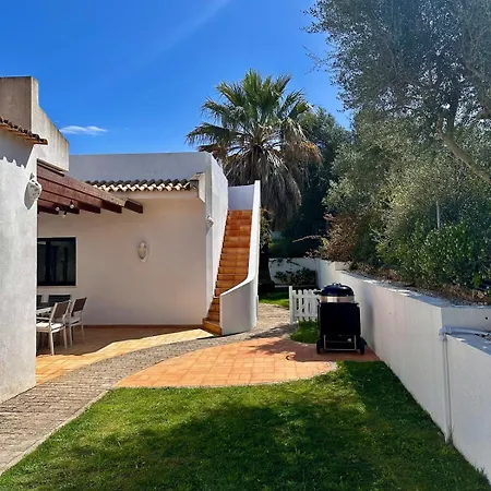 Villa Blue Skies 1&2 *